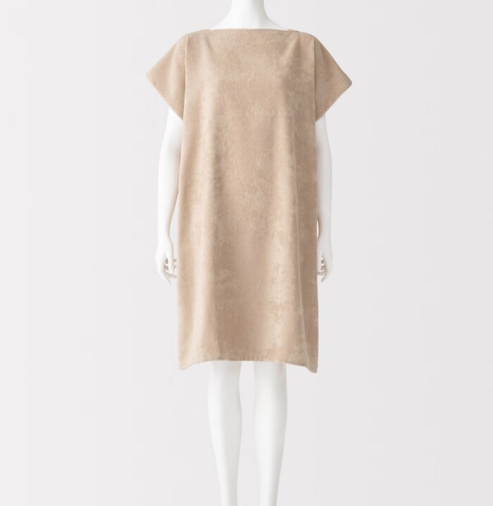 さっと羽織ってポンチョのように使える