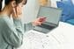 ネット通販の利用世帯は3カ月連続で2ポイント台の低下、8月は54.9％に