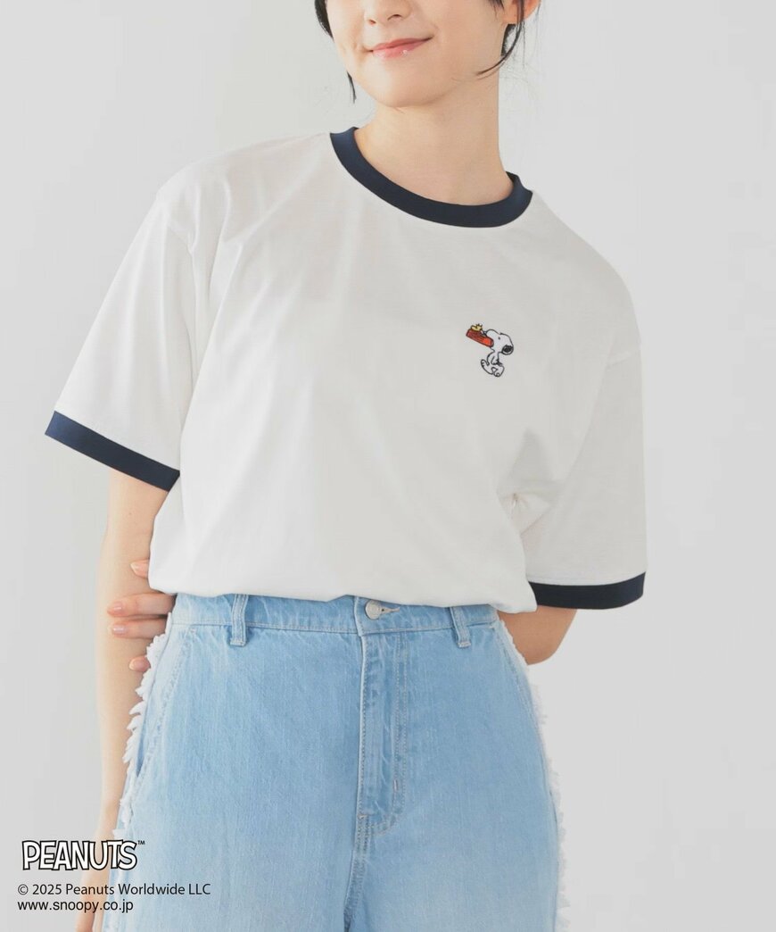 出所：ハニーズ公式　スヌーピー／Ｔシャツ