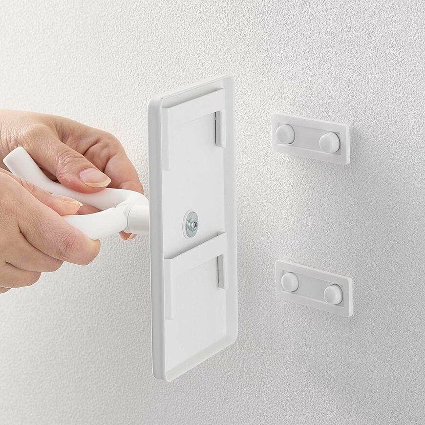 出所：山崎実業公式　ウォール角度調節ドライヤーホルダー タワー 石こうボード壁対応