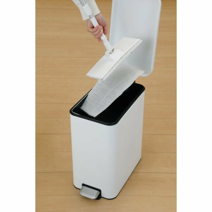 出所：株式会社コメリ　手を汚さない立つフローリングワイパー