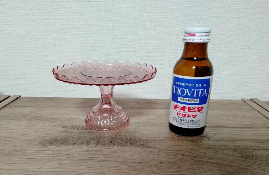 筆者撮影（セリア、パルフェ インテリアスタンド）