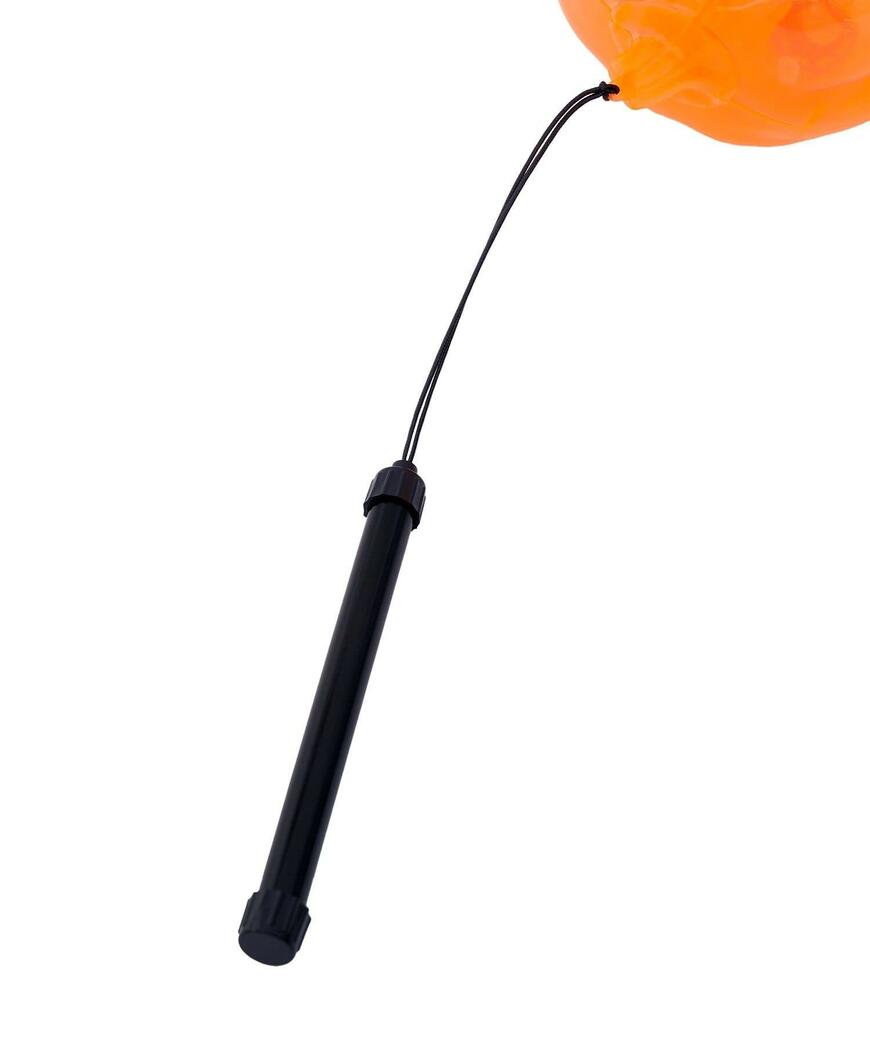 出所：パルグループ公式ファッション通販サイト 3COINS 光るカボチャ手持ちライト／ハロウィン