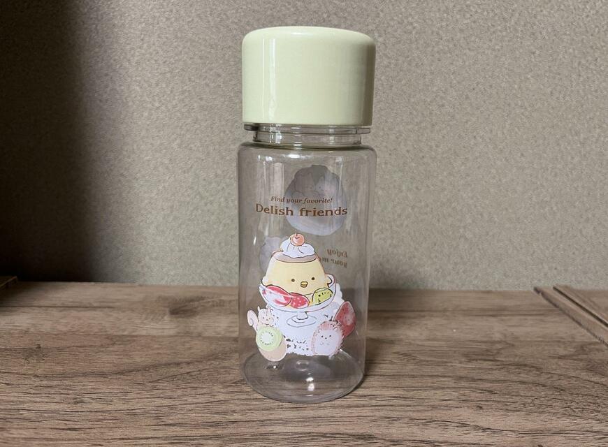 筆者撮影（セリア、デリッシュフレンズ コップ付ドリンクボトル390ml）