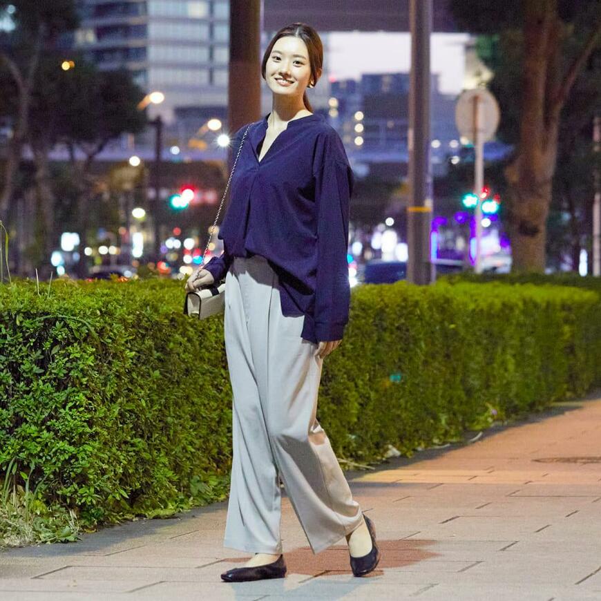 ワークマン、レディースシーンレスブラウス 画像