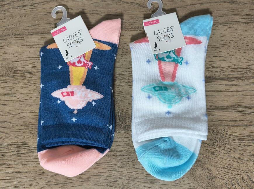 セリア、婦人クルー丈サイドUFO柄商品画像