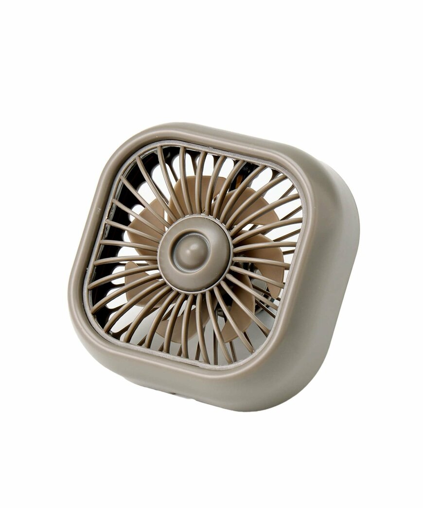 出所：3COINS公式　CARエアコン用ファン