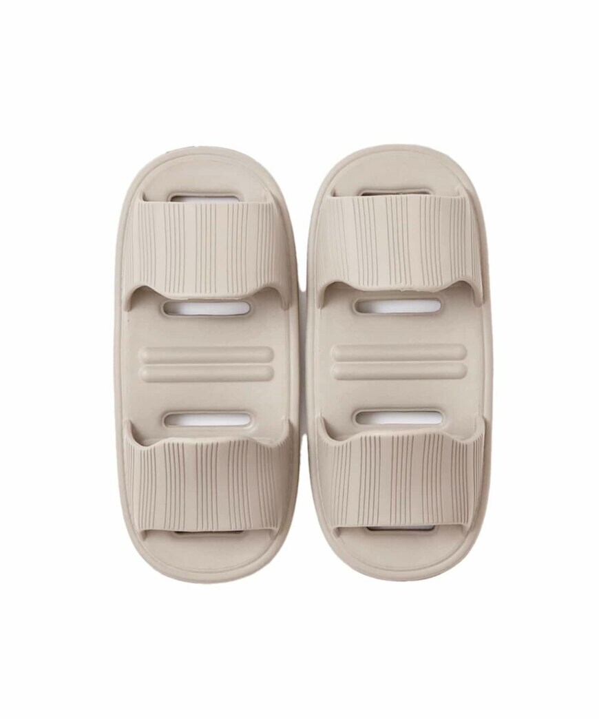 3COINS公式 両履き軽量スリッパ