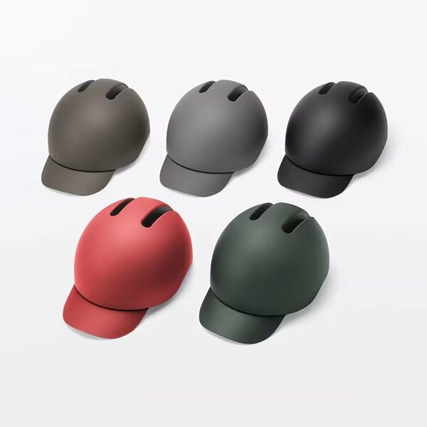 シンプルなデザインで全5色がラインナップ