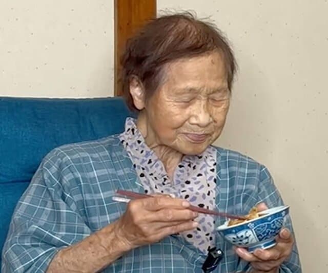 【95歳長寿飯】おばあちゃんが作る“昔ながらのポテトサラダ”がSNSで注目の的に