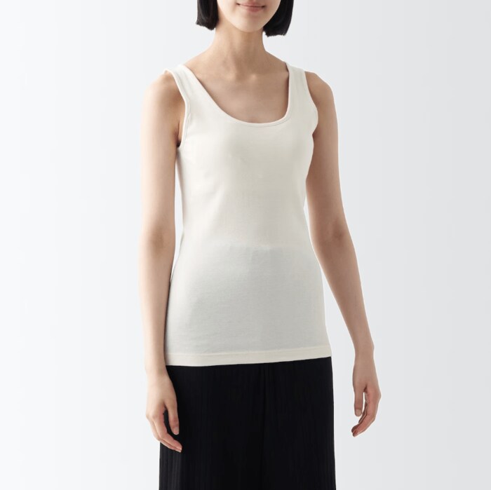 ママにおすすめのカップ入りタンクトップ