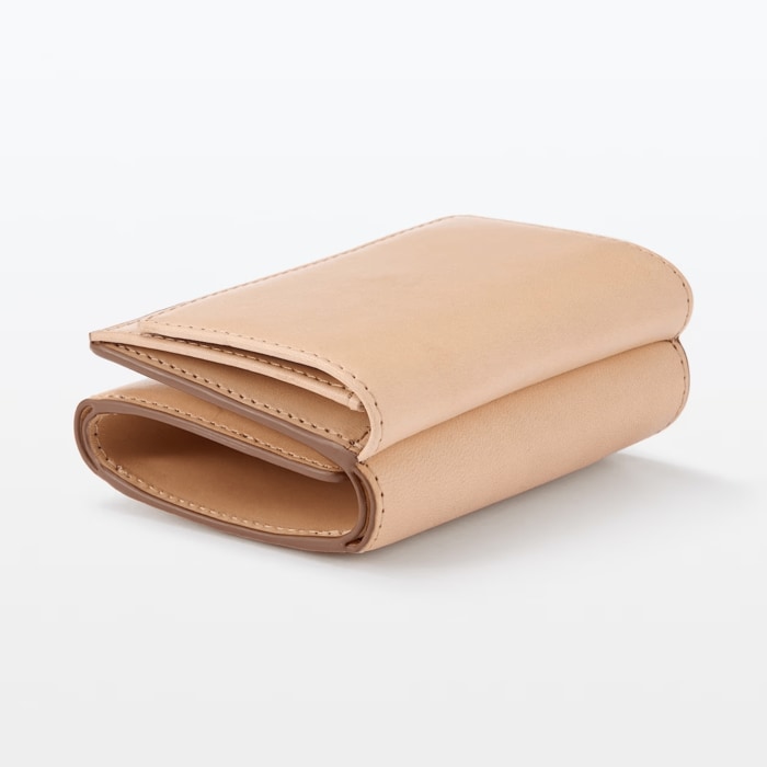 クレジットカードだけでなく病院の診察券なども収納可能