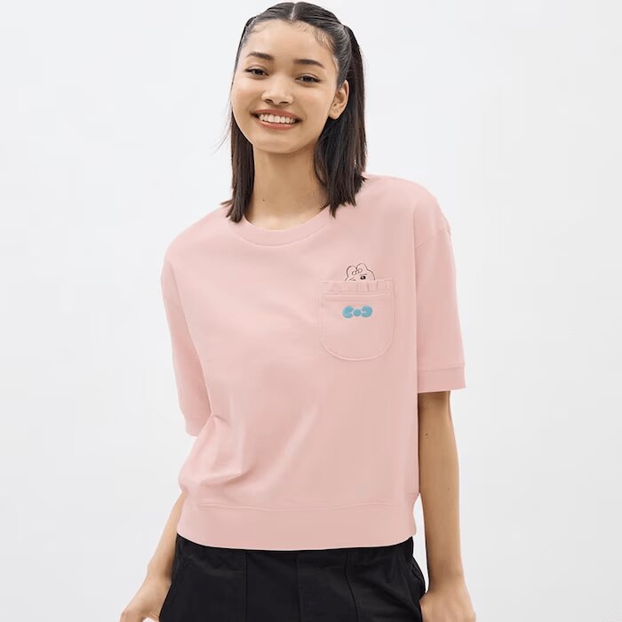 リメイク風のポケットは、パンツを思わせるフリル仕様で、ポケットには一見悲しそうにしているおぱんちゅうさぎ