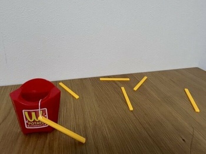 ポテト自体はプラスチックなので手に当たっても痛くありません