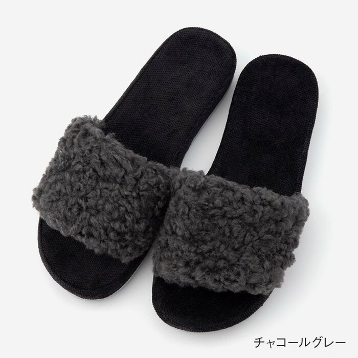 インテリアに合わせやすいカラー