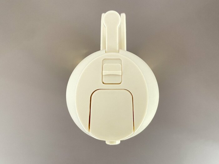 スプレーする際は、そのまま持ち手部分にあるレバーを押す