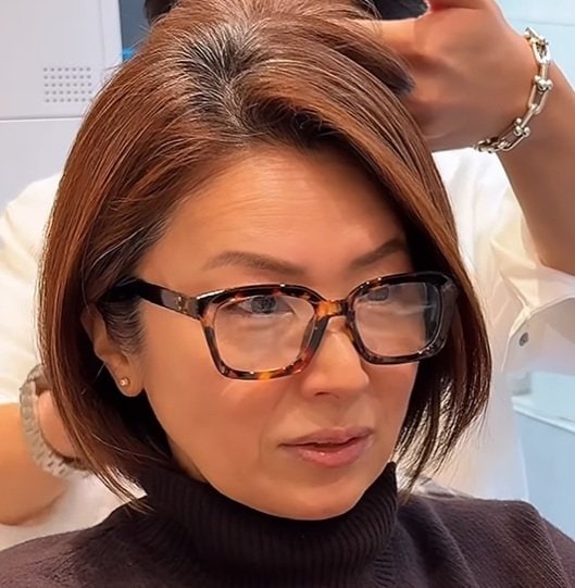 【大変身】襟足の毛量が気になる女性が前下がりショートで大胆イメチェン！「いい感じ」と大満足