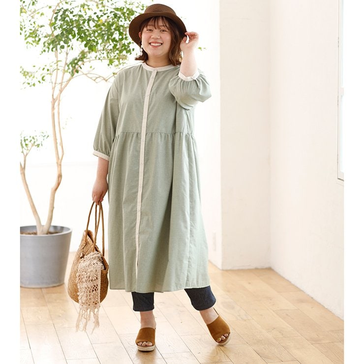 出所：しまむら　レディース　クレリックシャツワンピース（コロプカ）
