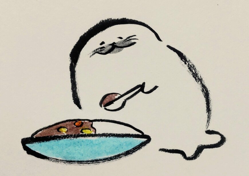 カレーを食べているアザラシのイラストに注目！3コマ目の表情に「油断してた」「ツボすぎる」と10万いいね