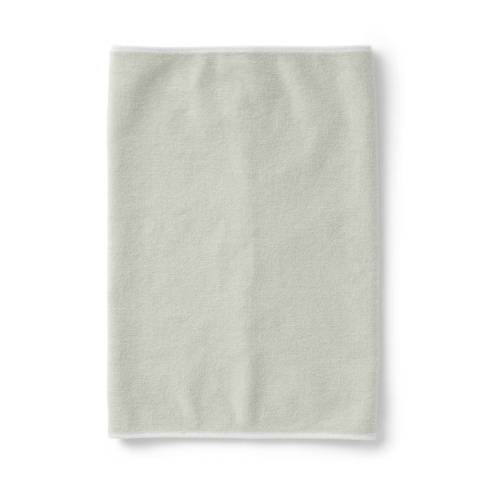 新色のペールグリーン