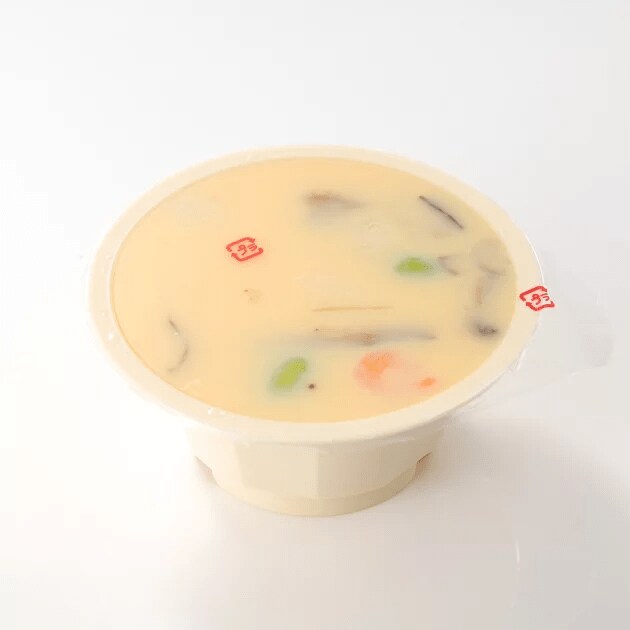 えび・鶏肉・しいたけ・枝豆・たけのこなど、5種の具材がたっぷり