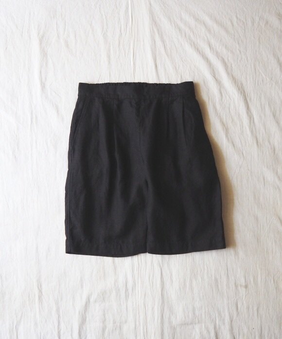 nest Robe CONFECT - Linen Canvas Shorts ¥15,120（税込）
