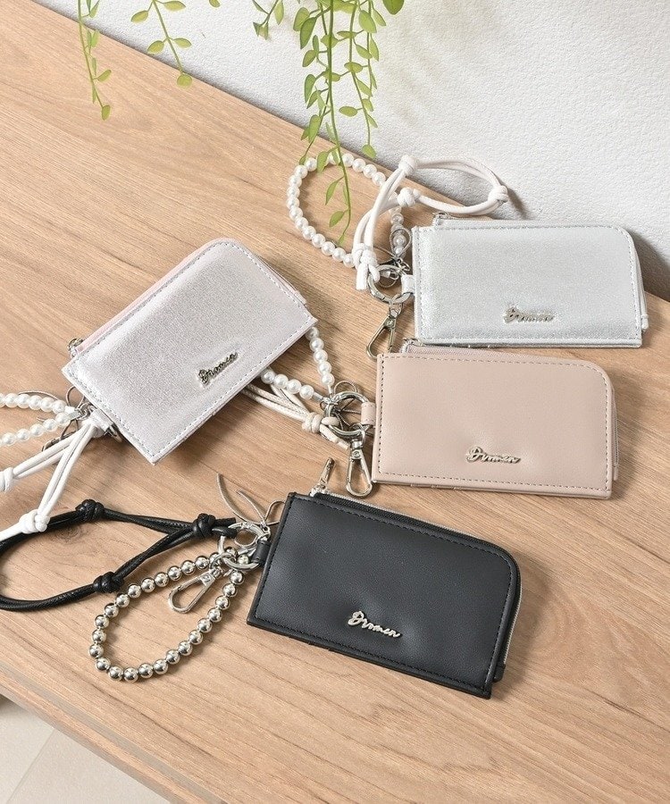 出所：ハニーズ公式通販　チャーム付カードケース