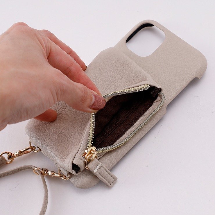 出所：しまむら公式オンラインストア iPhone11/XR対応スマホショルダー