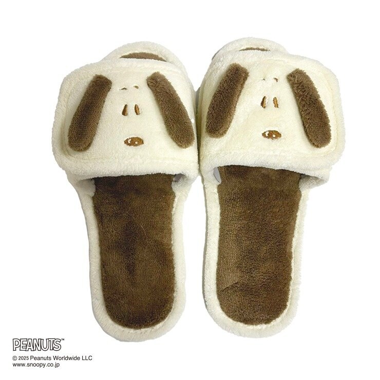 出所：しまむら公式　スリッパ（PEANUTS）