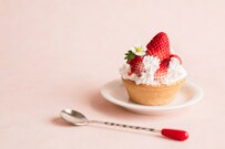 【シニアの年金一覧】60歳～89歳「厚生年金＆国民年金」年金月額の平均を見る！65歳未満の年金額はなぜ少ないのか？