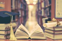 超高学歴なのに就職が難しい？「博士課程修了者」の就職率や進路、経済的に不安定になりやすい理由を確認