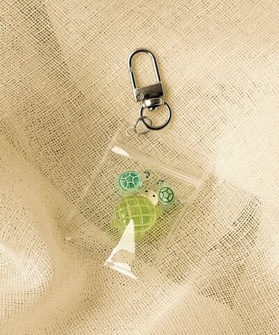 3COINS、カメ3匹キーホルダー商品画像
