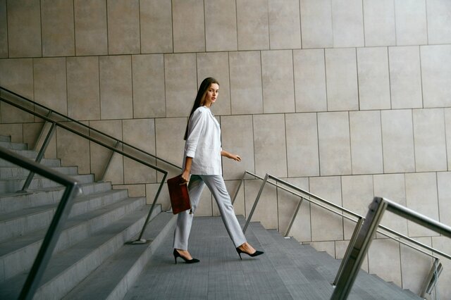 「専業主婦」と「共働き主婦」の年金差は、いくらくらい？