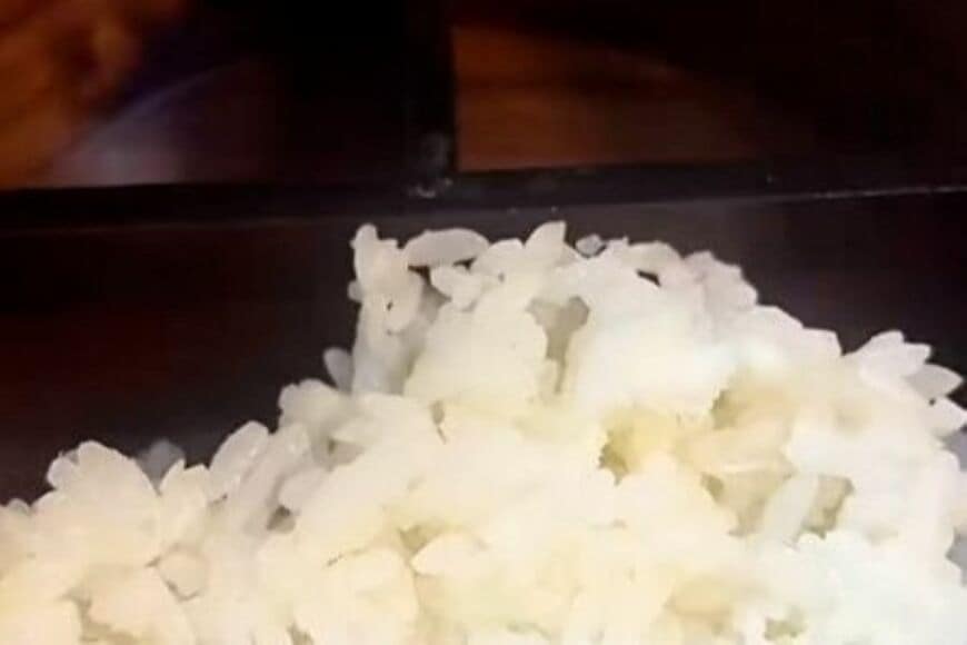 【朝6時30分】元料理人の父が息子の夕食に作る「細切り焼肉弁当」　豪華な盛り付けが最高すぎる…