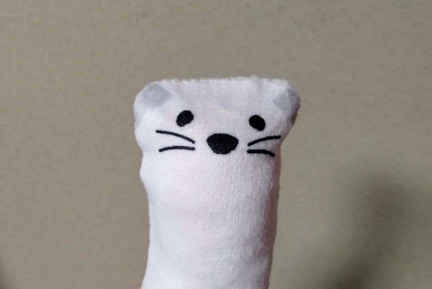 筆者撮影（セリア、ペットのおもちゃ おこじょ・カワウソ）