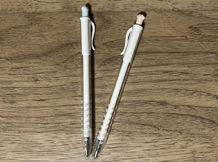 セリア、ネコの手ゲルインクボールペン商品画像