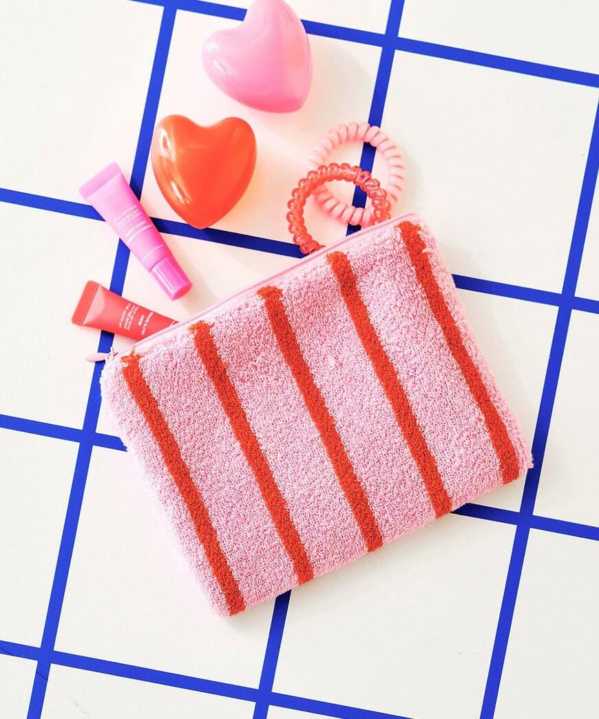 3COINS、フラットポーチ商品画像