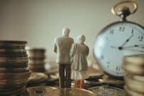 【公的年金だけで生活できない】老後の生活費に困ったときの対処法3つ