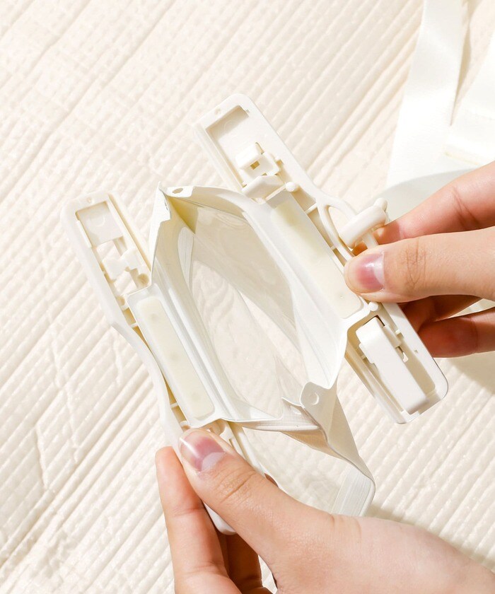 ストラップは用途に合わせて取り外し可能