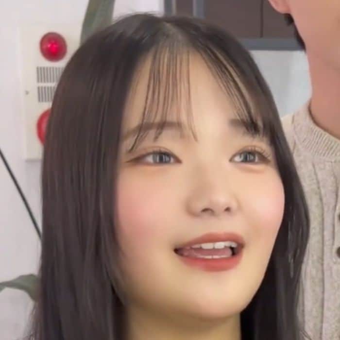 「成人式が終わったからレイヤーを入れたい」女性がプロにお任せで大胆イメチェン！仕上がりに「嬉しい、やっと」と笑顔こぼれる