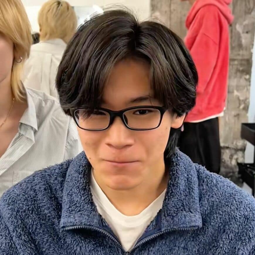 【大変身】セルフカットしていた男性が似合わせカットで大胆イメチェン！「めっちゃかっこいい」と大満足