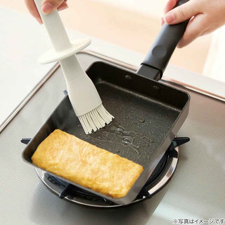 ニトリ公式 オイルを使いすぎないブラシポットの画像