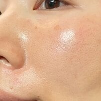 「めちゃくちゃ気になってました！」皮脂多め40代がセザンヌの“フェイスパウダー”を徹底レビュー！大人の毛穴を綺麗にカバー