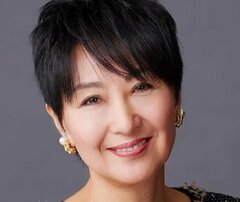 72歳　吉川美代子、爽やかな“若草色ワンピース”姿を披露「大人の魅力いっぱい」「いつもながらとってもお似合い」ファンから反響