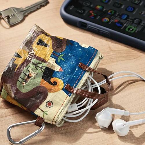 カルディ伝説柄カラビナ付きミニバッグ(コーヒーゼリー入り)