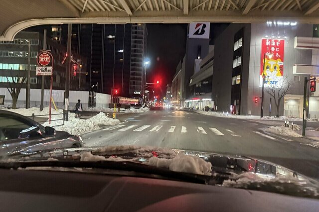 新潟県で撮影された「同じ県とは思えない」光景　積雪量の違いに目を疑う