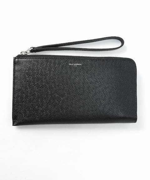 PELLE MORBIDA - ストラップZIPウォレット ¥35,640（税込）