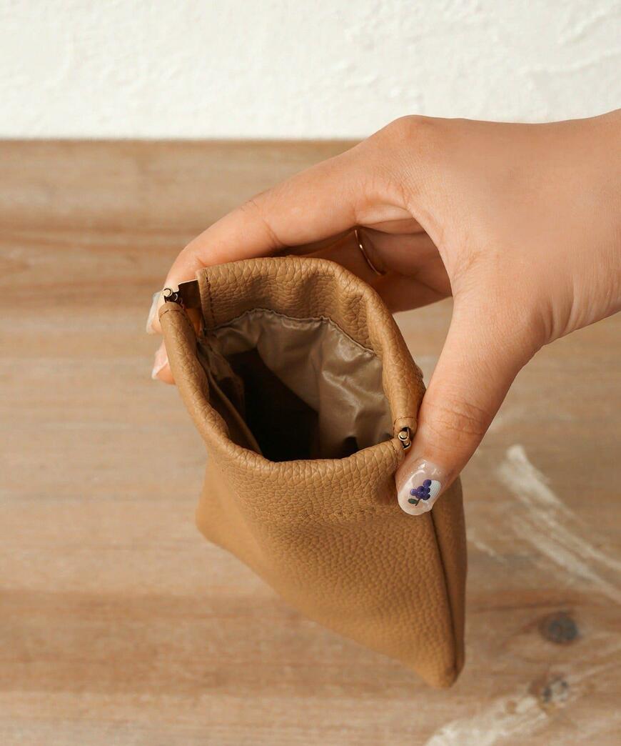 3COINS、携帯用ダストポーチ商品画像