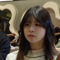 「ピンクの髪にしたい」という女性が大胆イメチェン！「いい感じ！」と笑顔に