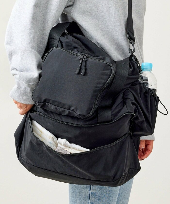 3COINSから登場する新作「ペアレンツボストンBAG」